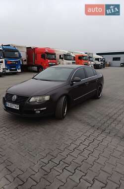 Седан Volkswagen Passat 2008 в Киеве