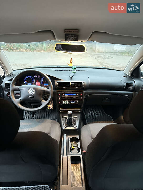 Седан Volkswagen Passat 2003 в Ровно фото 14 Седан Volkswagen Passat 2003 в Ровно
