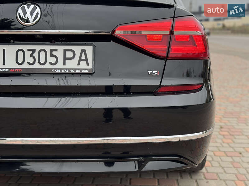 Седан Volkswagen Passat 2016 в Одессе