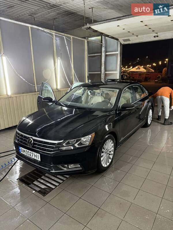 Седан Volkswagen Passat 2016 в Коростене