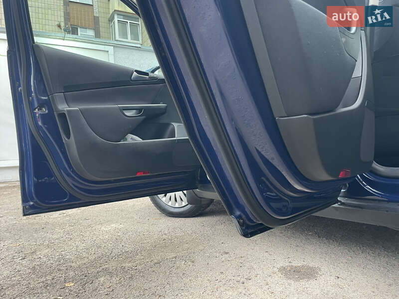 Универсал Volkswagen Passat 2009 в Коростене фото 6 Универсал Volkswagen Passat 2009 в Коростене