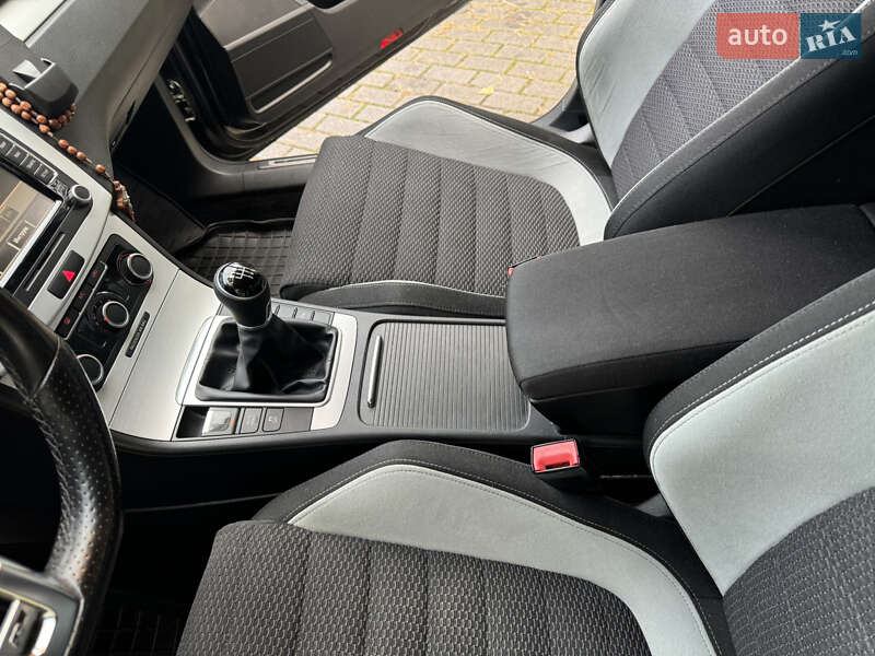 Универсал Volkswagen Passat 2014 в Дрогобыче