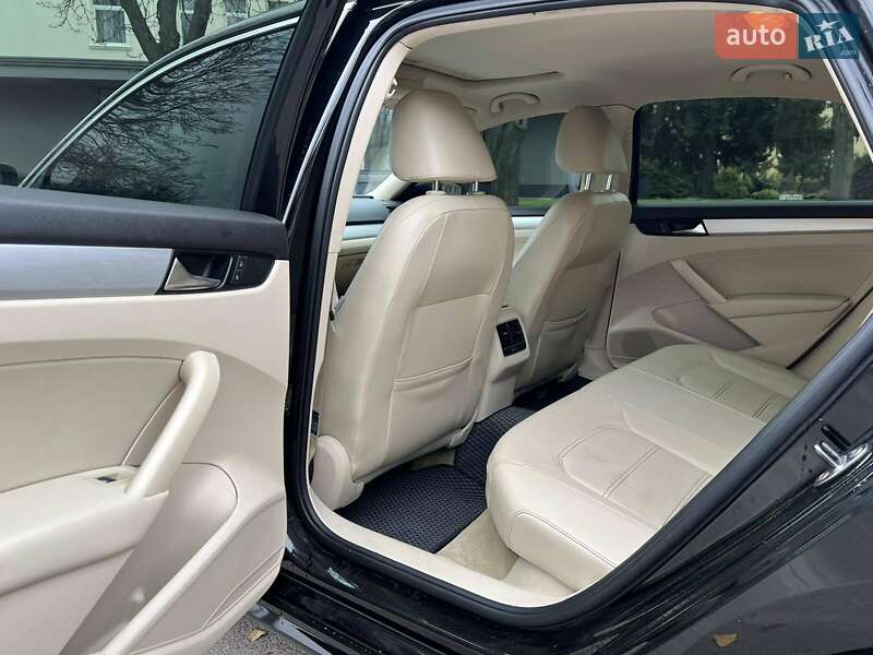 Седан Volkswagen Passat 2013 в Кременчуге