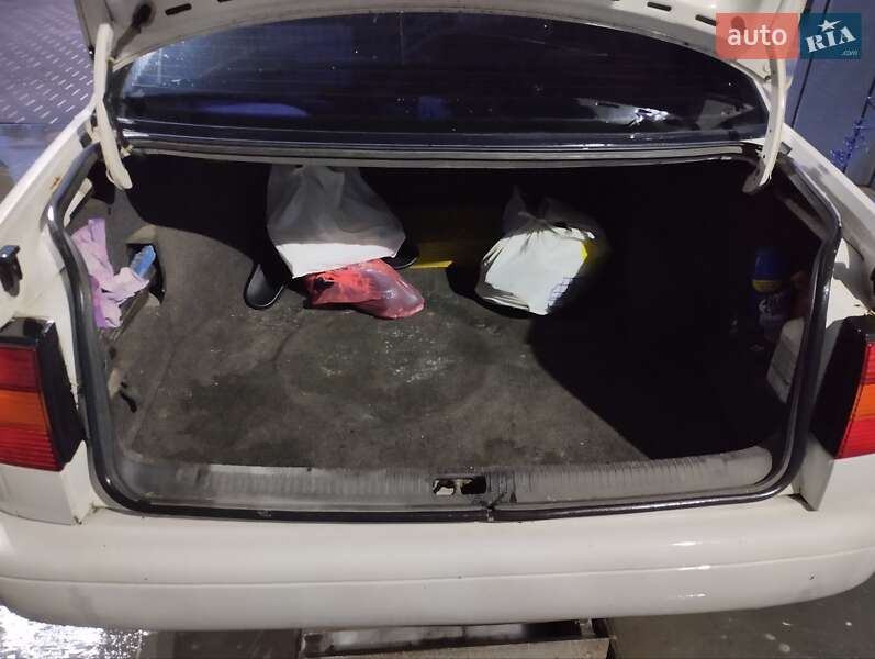 Седан Volkswagen Passat 1996 в Тернополе фото 7 Седан Volkswagen Passat 1996 в Тернополе