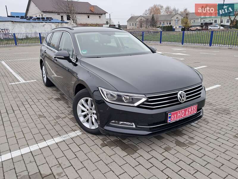 Универсал Volkswagen Passat 2018 в Нововолынске фото 10 Универсал Volkswagen Passat 2018 в Нововолынске