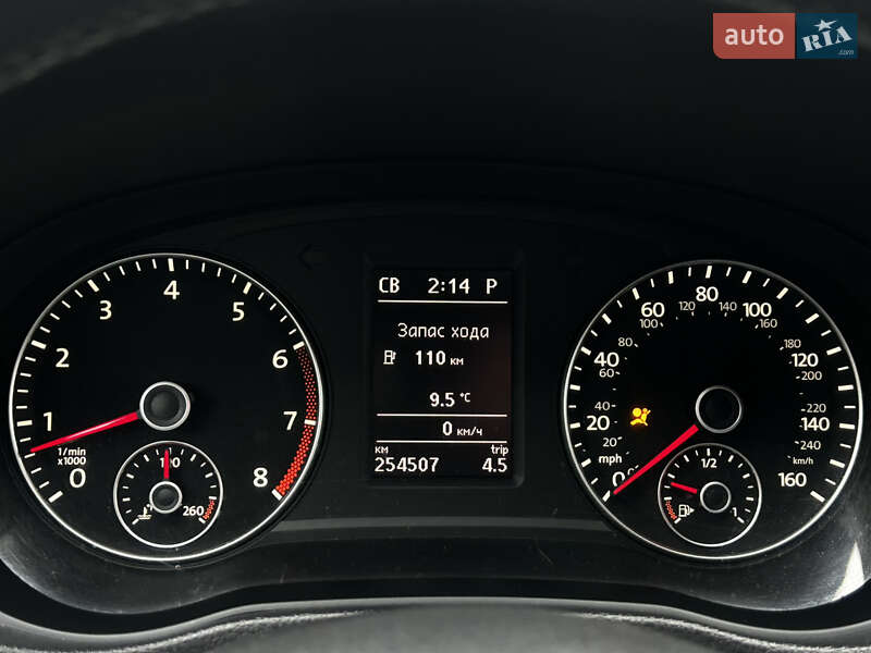 Седан Volkswagen Passat 2012 в Миколаєві