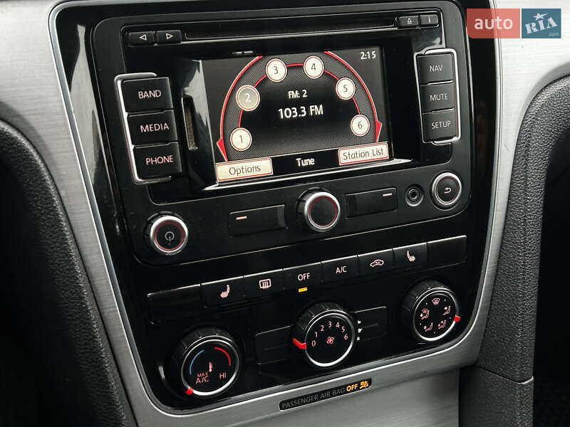 Седан Volkswagen Passat 2012 в Миколаєві