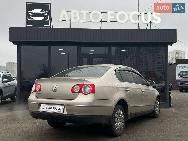 Седан Volkswagen Passat 2007 в Киеве