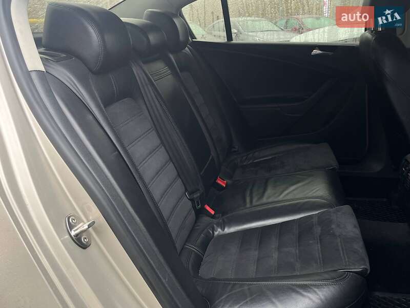 Седан Volkswagen Passat 2007 в Киеве