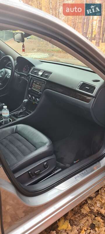 Седан Volkswagen Passat 2013 в Броварах