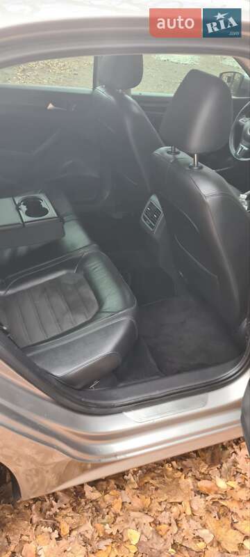 Седан Volkswagen Passat 2013 в Броварах
