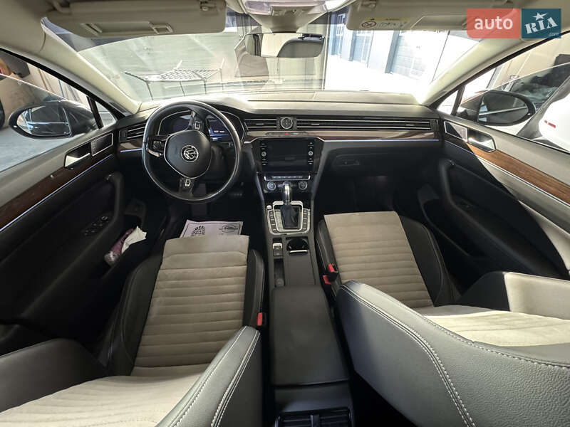 Седан Volkswagen Passat 2019 в Мукачево фото 71 Седан Volkswagen Passat 2019 в Мукачево