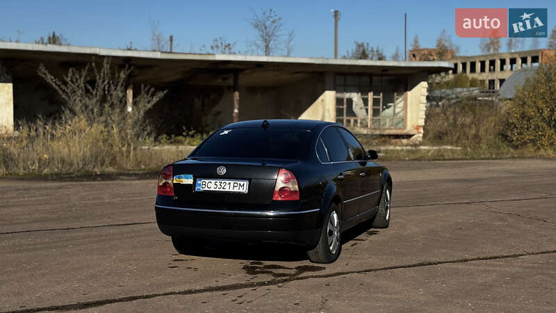 Седан Volkswagen Passat 2003 в Калуше