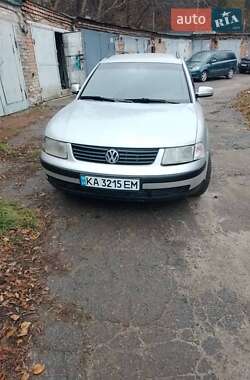 Универсал Volkswagen Passat 2000 в Белой Церкви