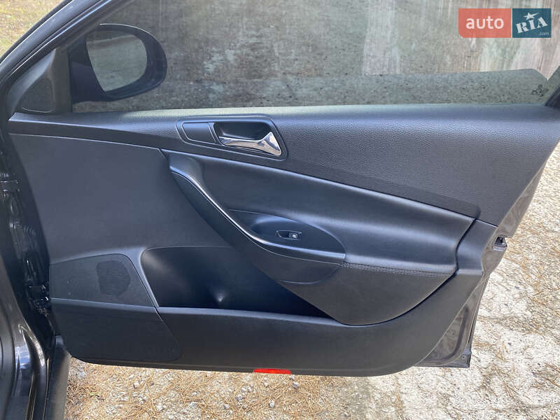 Седан Volkswagen Passat 2008 в Киеве фото 39 Седан Volkswagen Passat 2008 в Киеве