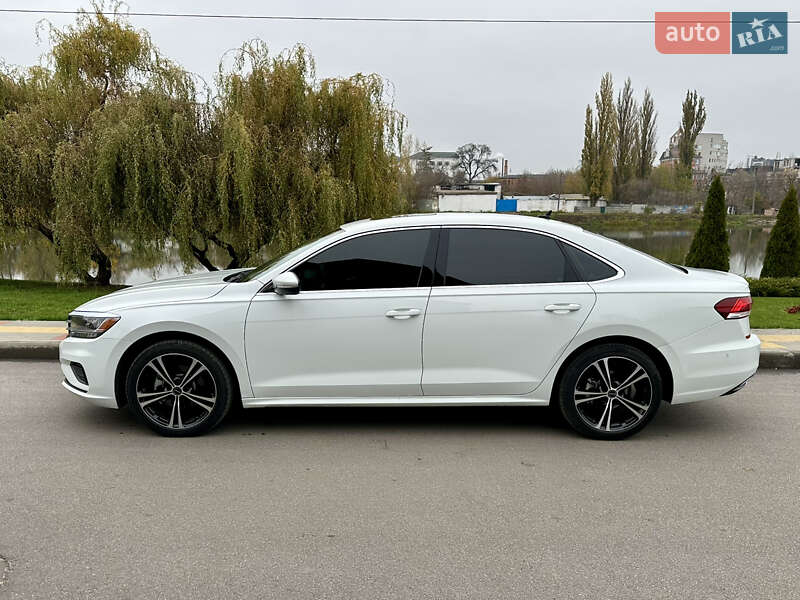 Седан Volkswagen Passat 2021 в Білій Церкві