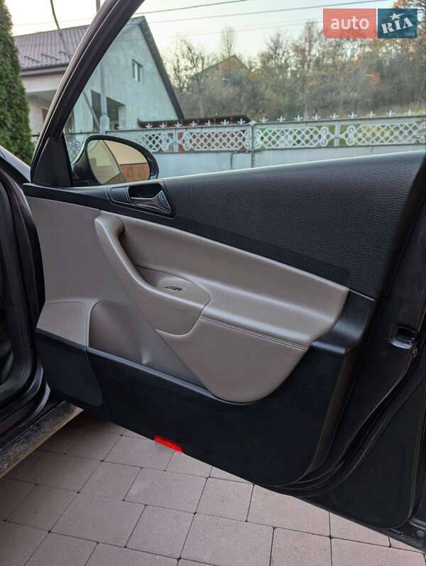 Седан Volkswagen Passat 2006 в Тячеве