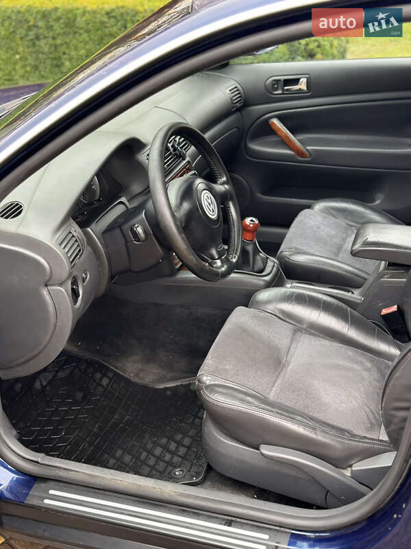 Седан Volkswagen Passat 2004 в Киеве фото 8 Седан Volkswagen Passat 2004 в Киеве