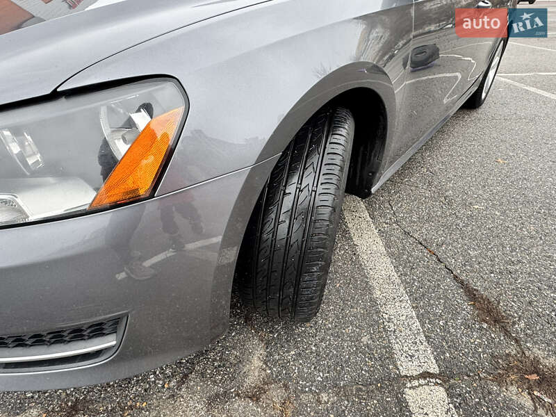 Седан Volkswagen Passat 2013 в Броварах