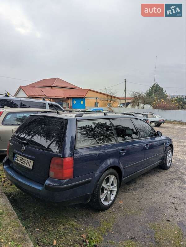 Універсал Volkswagen Passat 1999 в Львові