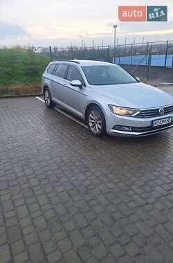 Универсал Volkswagen Passat 2016 в Ужгороде