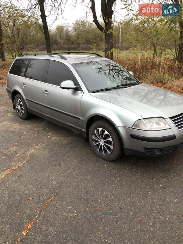 Універсал Volkswagen Passat 2004 в Шептицькому