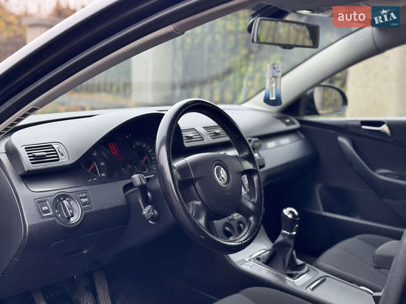 Универсал Volkswagen Passat 2006 в Умани фото 27 Универсал Volkswagen Passat 2006 в Умани