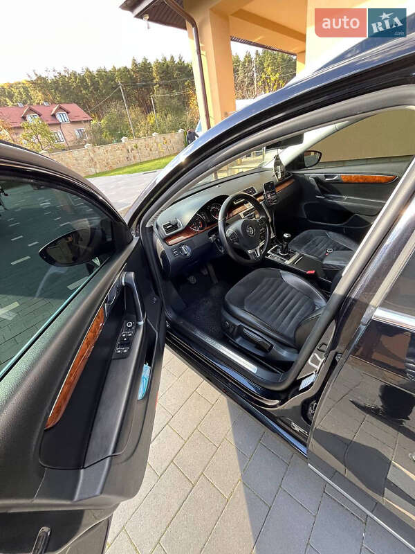 Універсал Volkswagen Passat 2010 в Львові фото 2 Універсал Volkswagen Passat 2010 в Львові