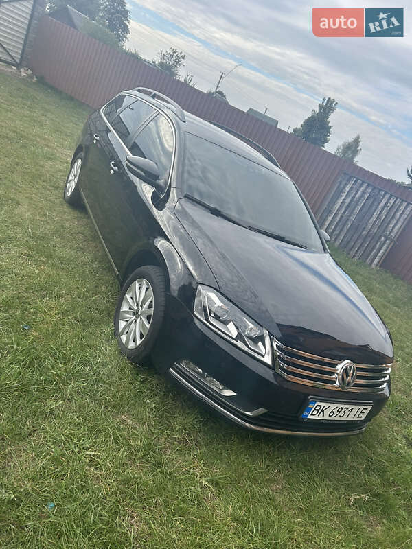 Универсал Volkswagen Passat 2011 в Сарнах фото 19 Универсал Volkswagen Passat 2011 в Сарнах