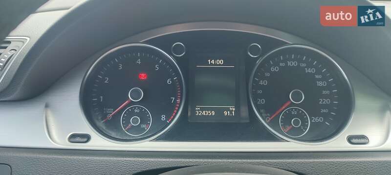 Седан Volkswagen Passat 2011 в Мироновке