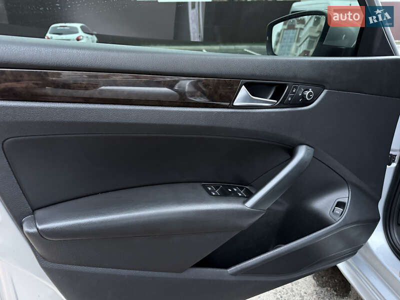 Седан Volkswagen Passat 2013 в Умани