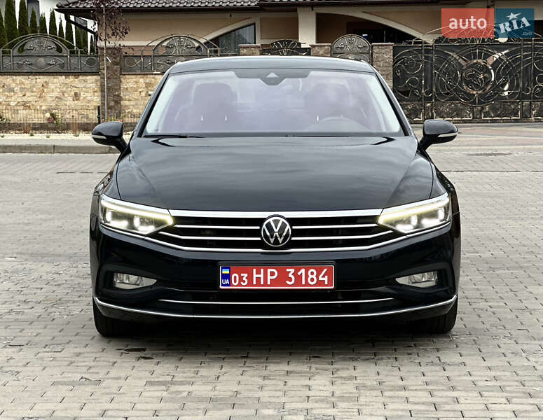 Седан Volkswagen Passat 2021 в Ровно
