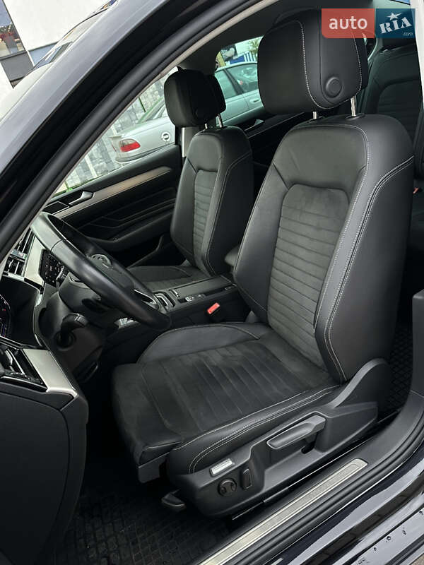 Седан Volkswagen Passat 2021 в Ровно