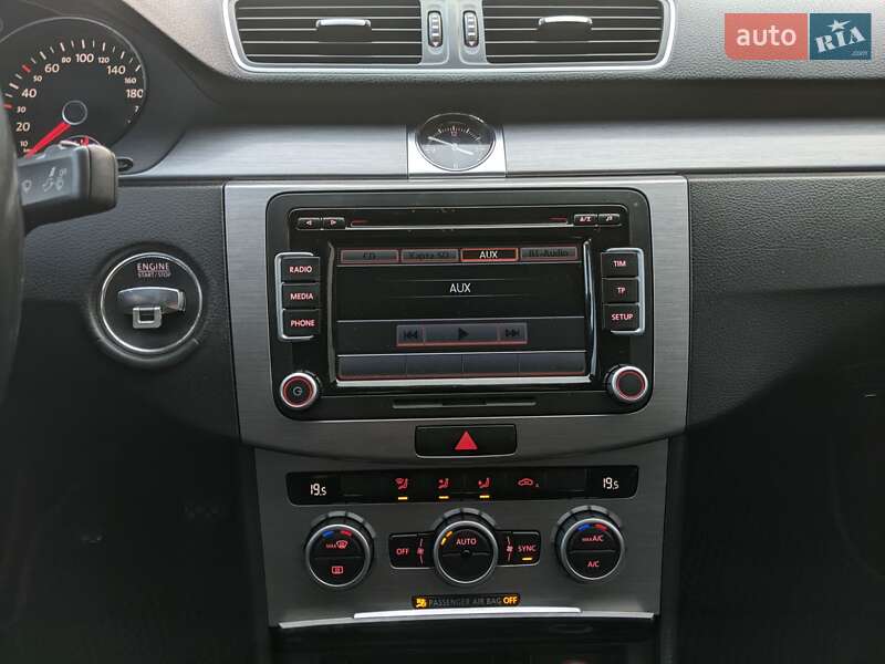 Седан Volkswagen Passat 2013 в Ивано-Франковске фото 54 Седан Volkswagen Passat 2013 в Ивано-Франковске