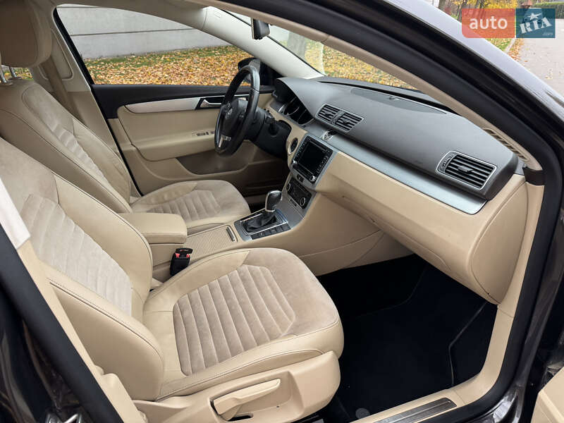 Универсал Volkswagen Passat 2011 в Киеве фото 11 Универсал Volkswagen Passat 2011 в Киеве