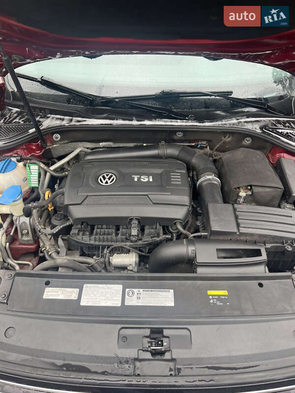 Седан Volkswagen Passat 2016 в Луцьку