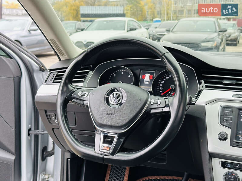 Универсал Volkswagen Passat 2015 в Харькове фото 22 Универсал Volkswagen Passat 2015 в Харькове