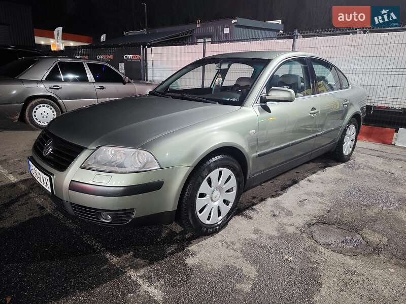Седан Volkswagen Passat 2001 в Виннице