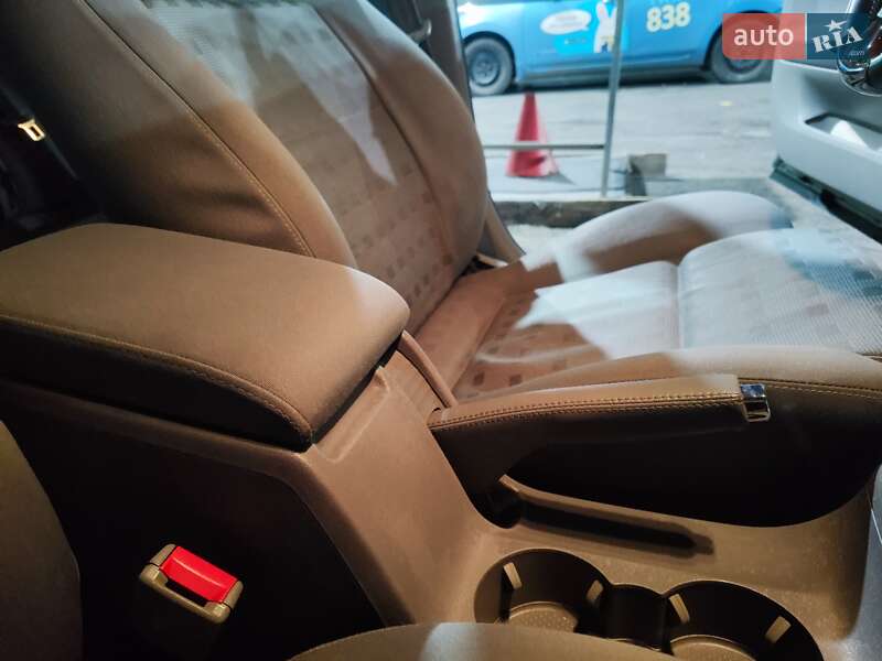 Седан Volkswagen Passat 2001 в Виннице