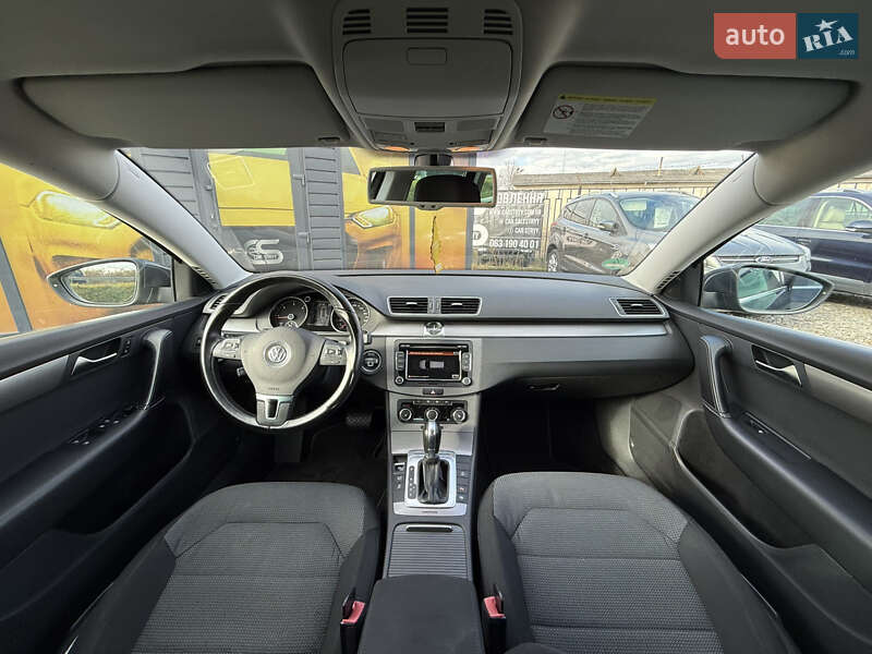 Универсал Volkswagen Passat 2011 в Стрые