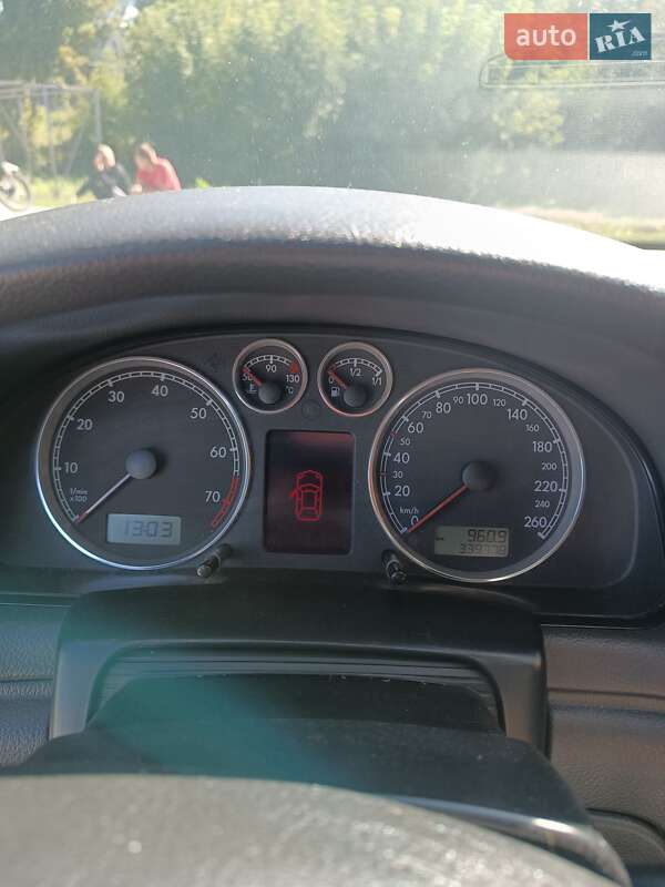 Универсал Volkswagen Passat 2005 в Шаргороде