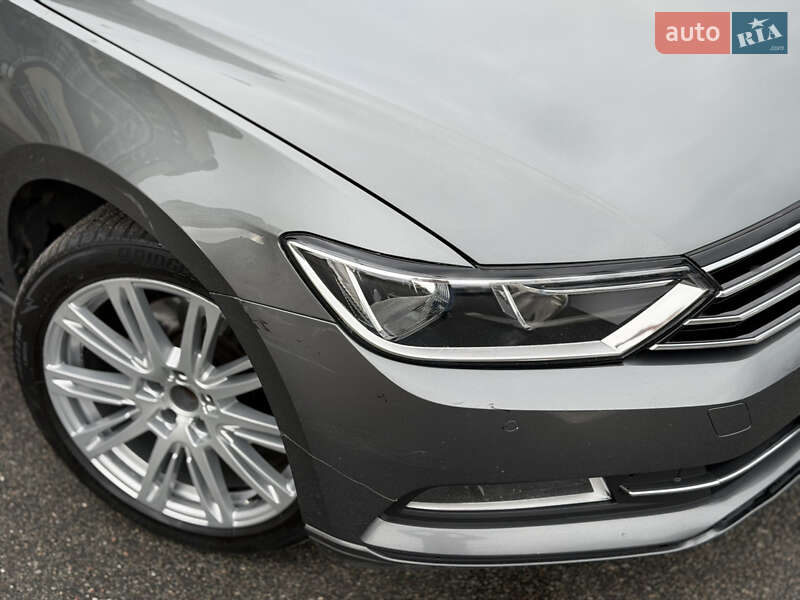 Универсал Volkswagen Passat 2016 в Киеве