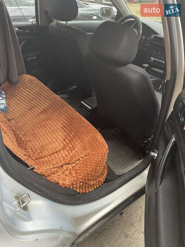 Седан Volkswagen Passat 1999 в Киеве