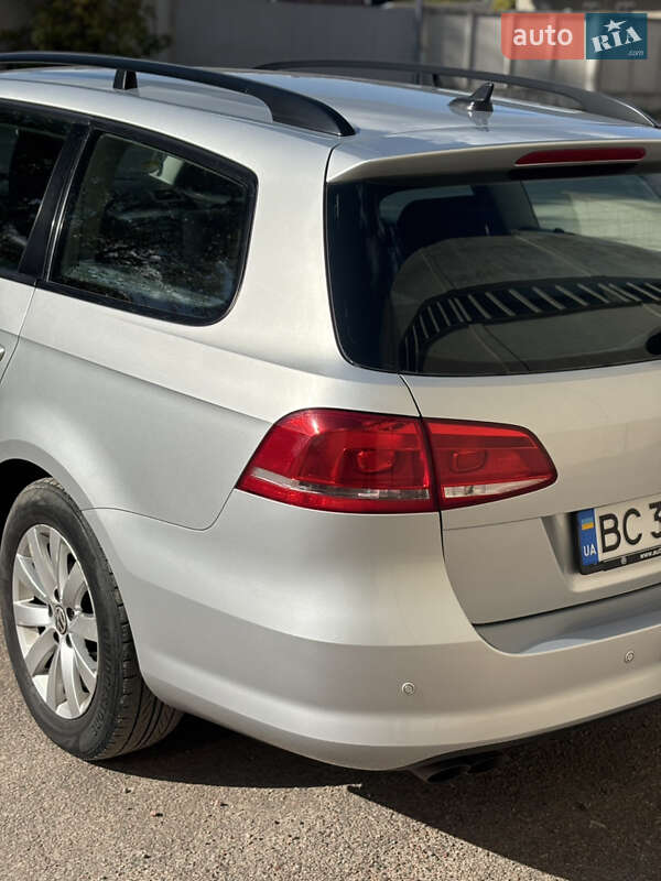 Универсал Volkswagen Passat 2011 в Львове фото 8 Универсал Volkswagen Passat 2011 в Львове