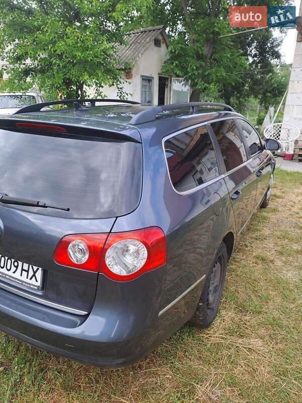 Универсал Volkswagen Passat 2009 в Житомире фото 4 Универсал Volkswagen Passat 2009 в Житомире