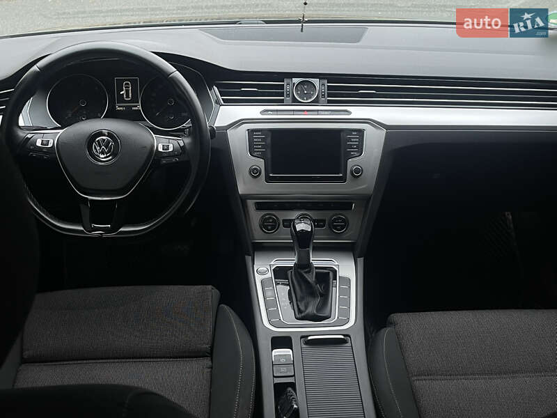 Универсал Volkswagen Passat 2016 в Чернигове фото 21 Универсал Volkswagen Passat 2016 в Чернигове