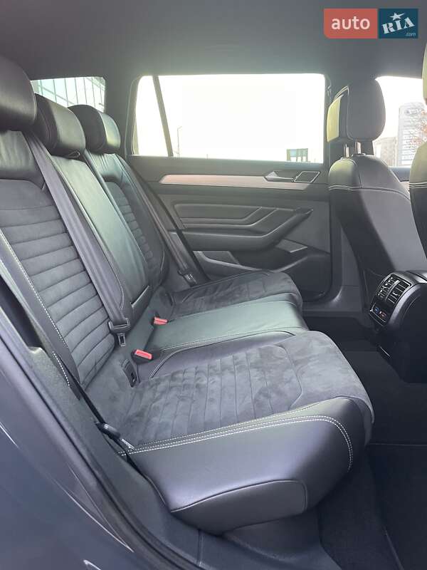 Универсал Volkswagen Passat 2021 в Луцке фото 33 Универсал Volkswagen Passat 2021 в Луцке