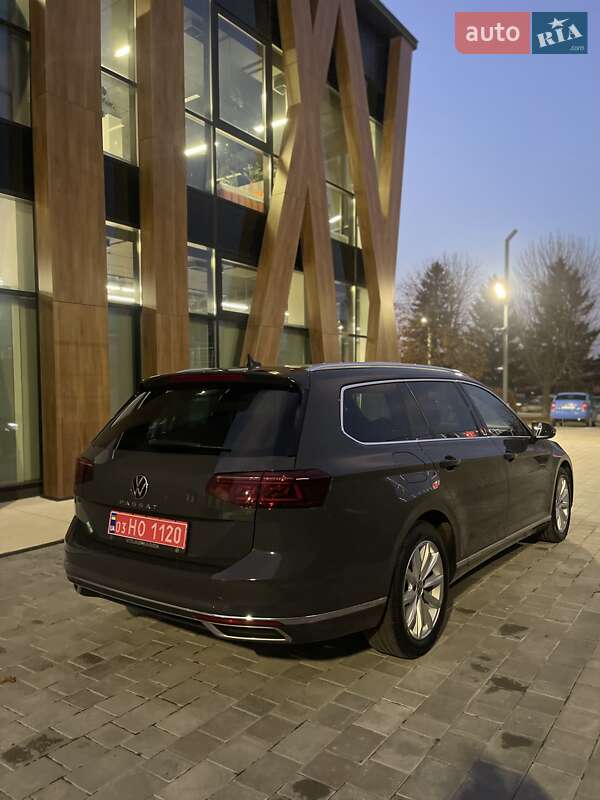 Универсал Volkswagen Passat 2021 в Луцке фото 60 Универсал Volkswagen Passat 2021 в Луцке