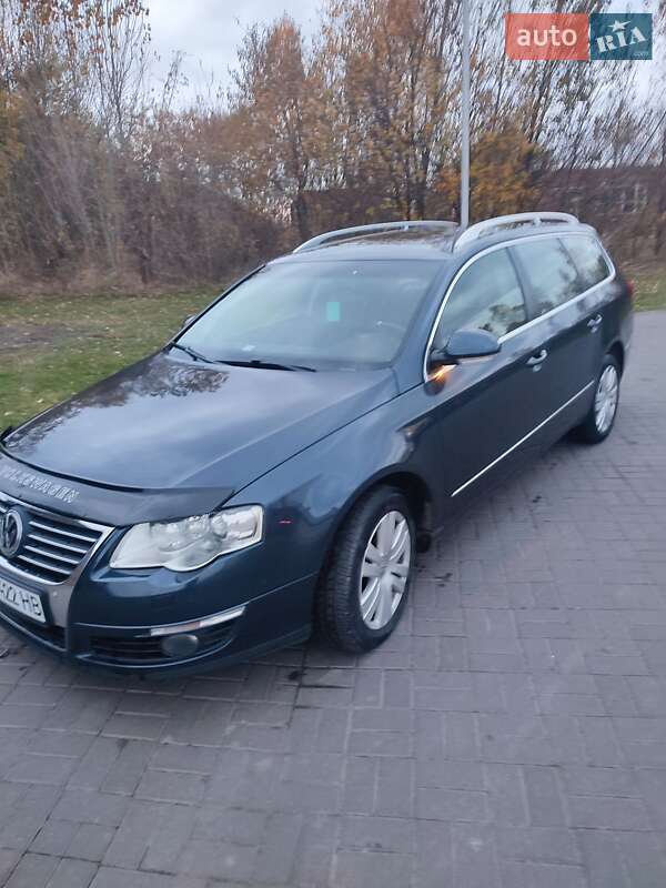 Універсал Volkswagen Passat 2007 в Нововолинську