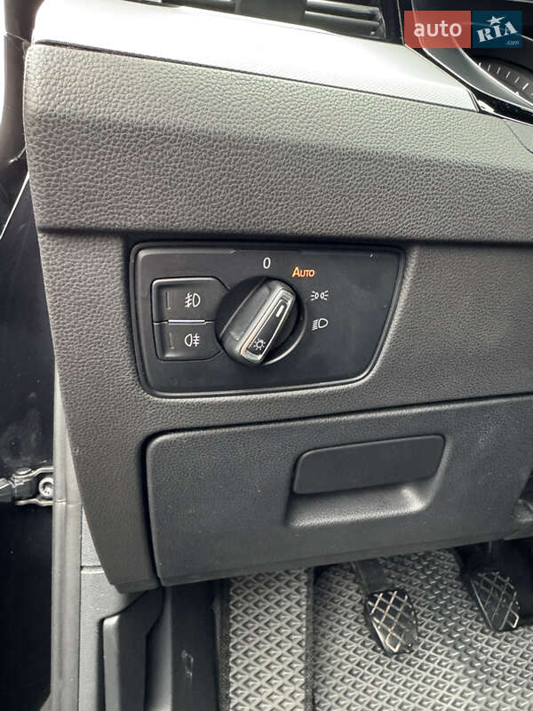 Седан Volkswagen Passat 2015 в Києві